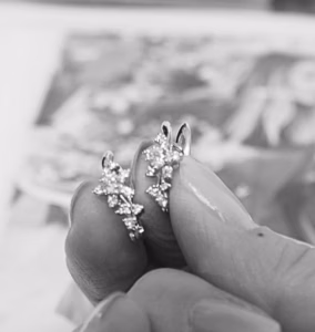 The Romantic Pieces -MITSUE Diamond Earrings