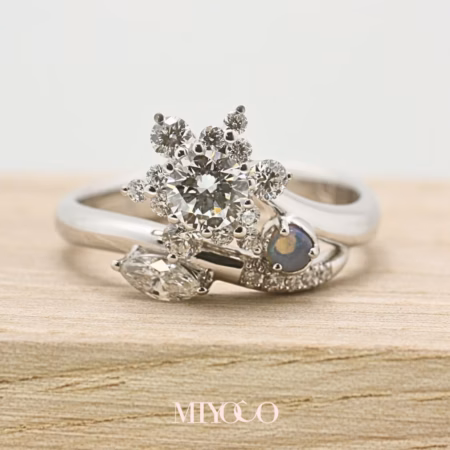 Engagement Ring Flower Motif