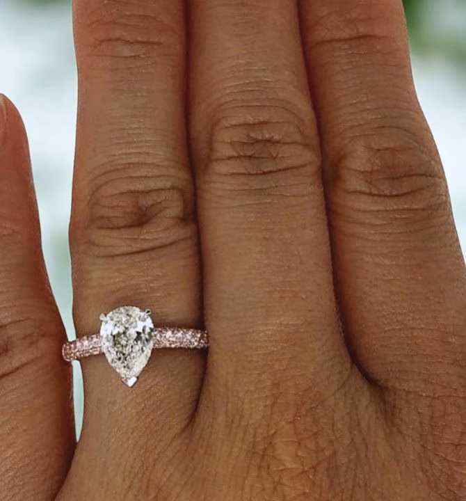 Aurelia - Contemporary Radiance Engagement Ring with Pink Diamond