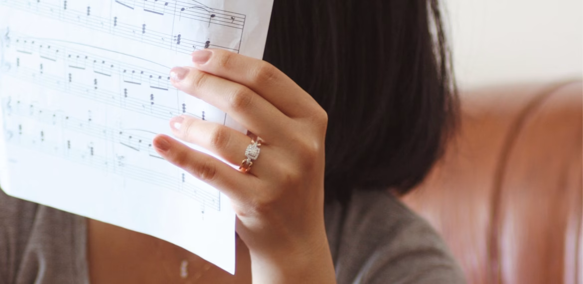 Quiet Luxury Edit - Timless Engagement Ring Form Rusticana Collection