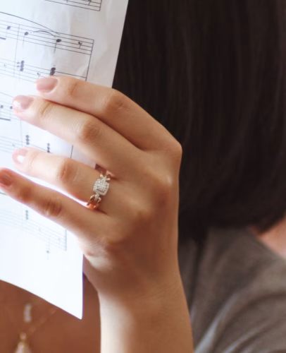 Quiet Luxury Edit - Timless Engagement Ring Form Rusticana Collection