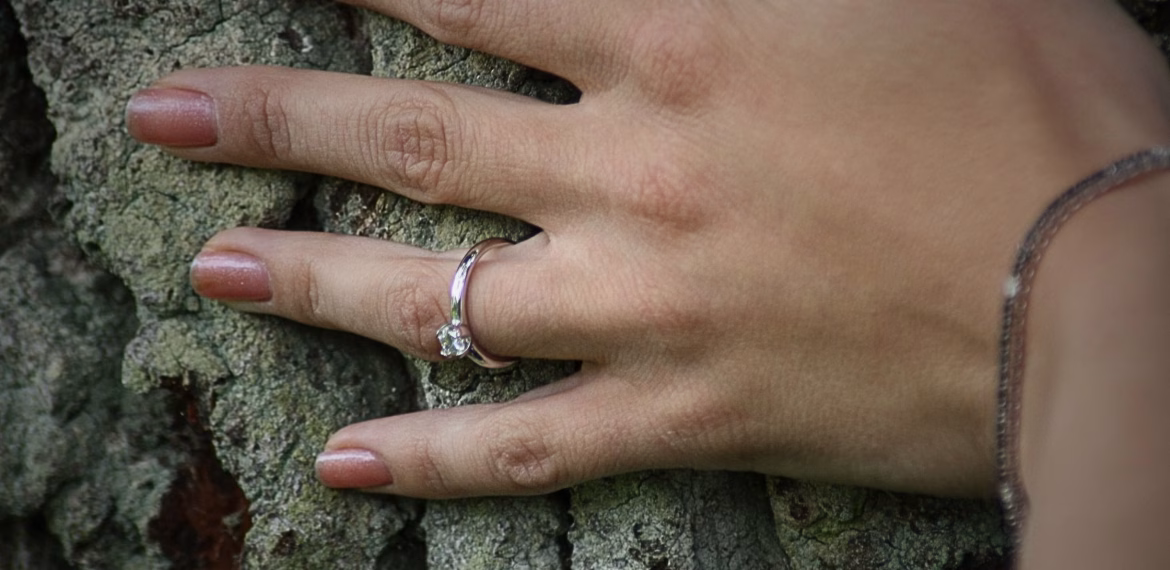 Valenza × Tokyo - A Quiet Conversation MIYOCO Engagement RIng in Nature
